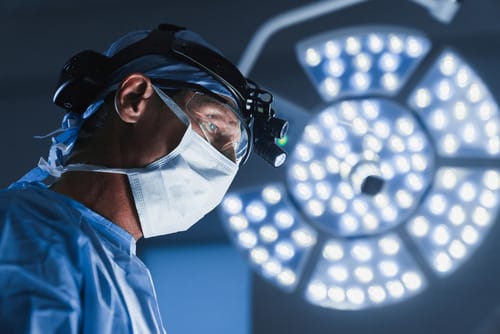 sudden stabbing pelvic pain