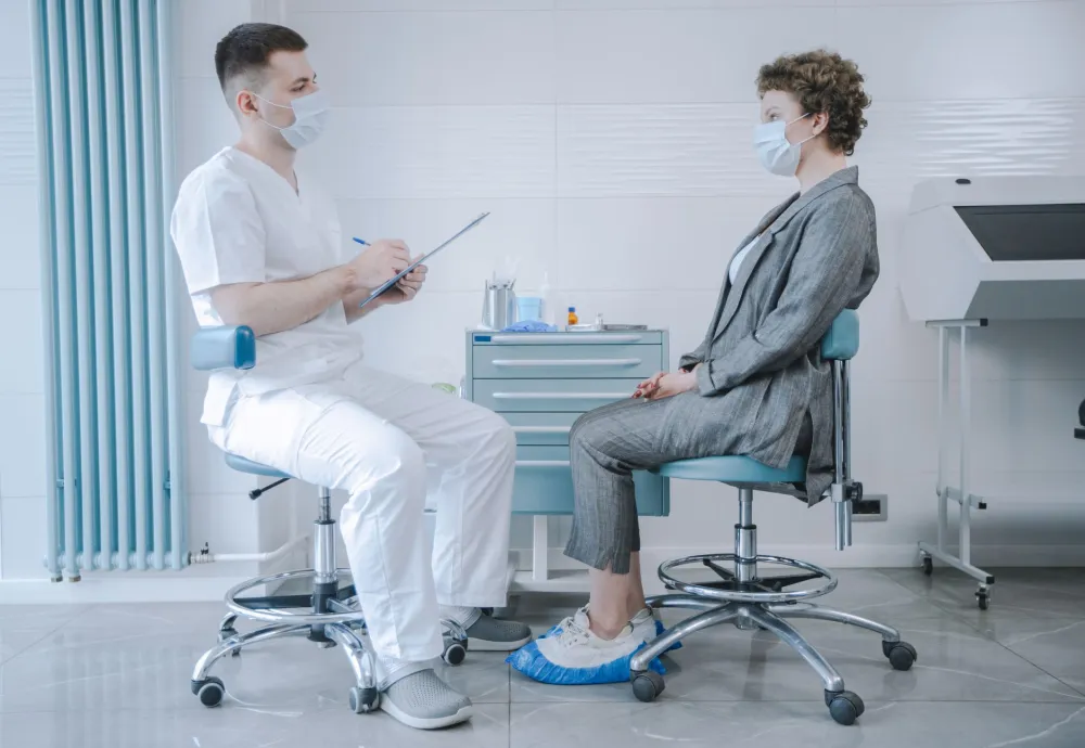 Doctor and patient discussing GLP-1 mental health side effects during a clinic visit